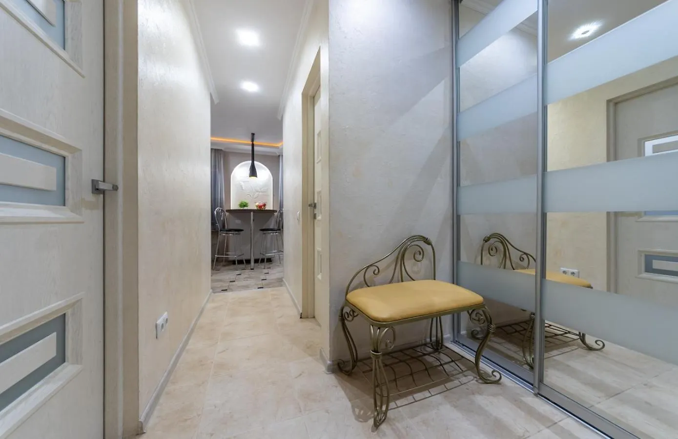 Luxury Apartment Near Тц Україна Kyiv